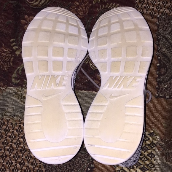 nike tanjun racer black